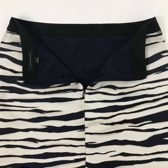 Ann Taylor Pencil Skirt White Zebra Print Sz 4 - Picture 4 of 8
